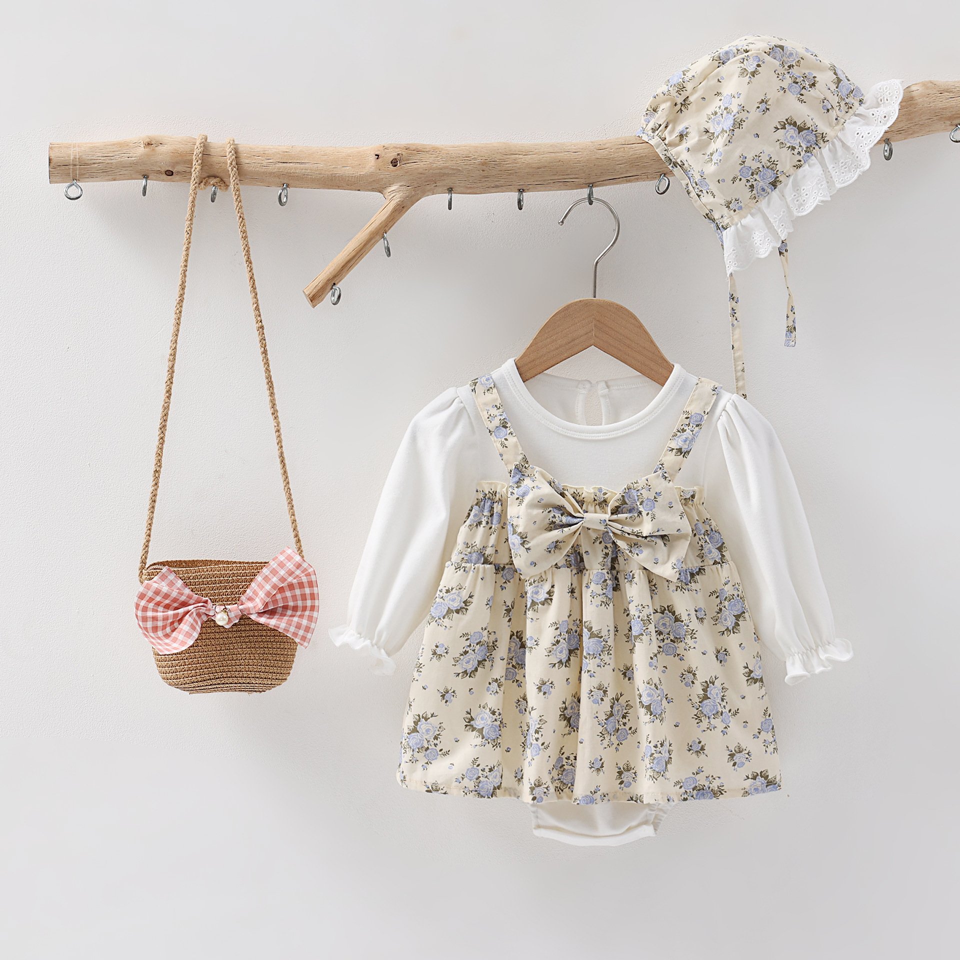 RTS Floral Princess Rompers Baby Clothes Small Broken Flower Triangular Baby Clothing Hat Bodysuit Set bowknot baby girl dresses