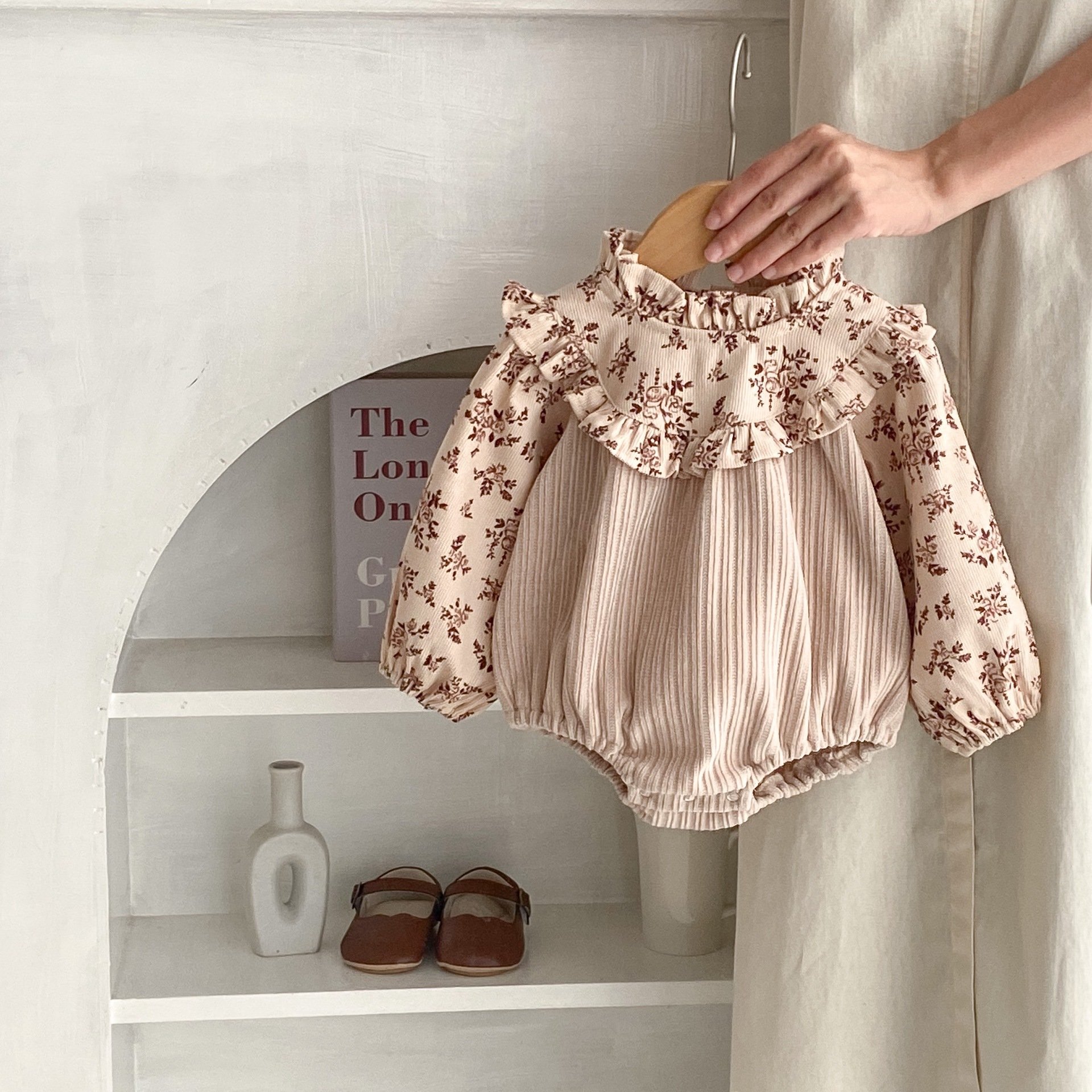 Autumn baby jumpsuit corduroy baby girls romper newborn patchwork printed standing collar one piece triangle romper