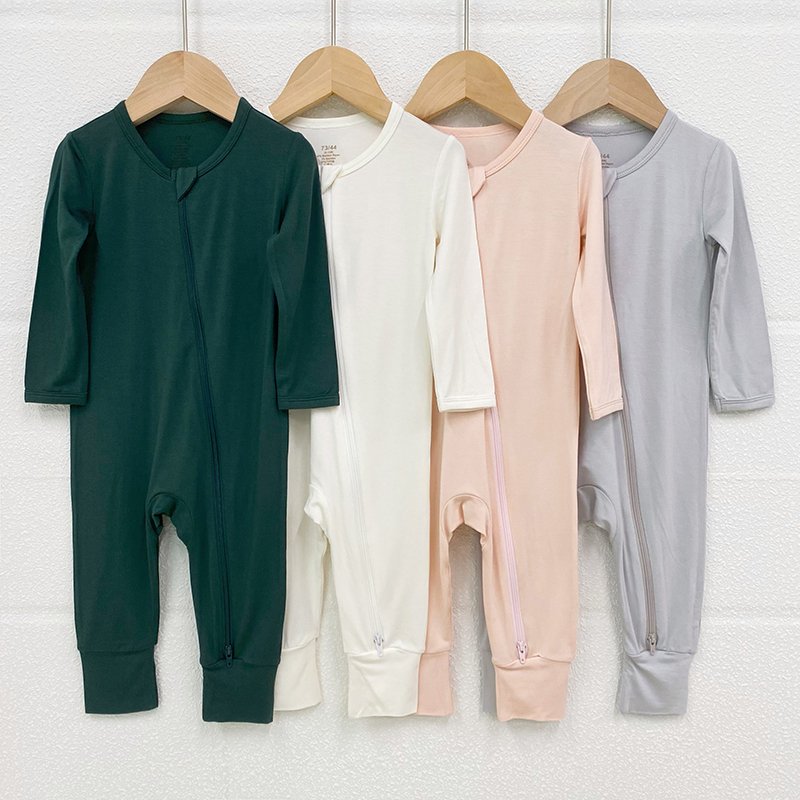 Custom design bamboo fiber baby jumpsuit newborn long sleeve plain zipper organic cotton baby clothing set baby sleeping bag