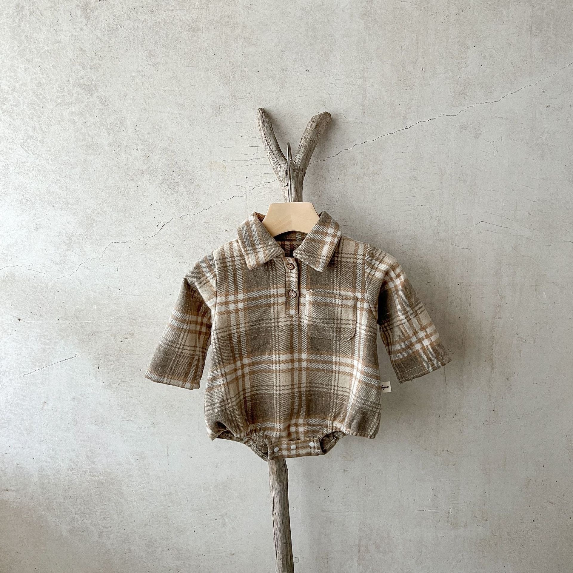 Korean version of ins men's and women's baby spring plaid onesie baby long sleeves classic retro lapel shirt crawl suit