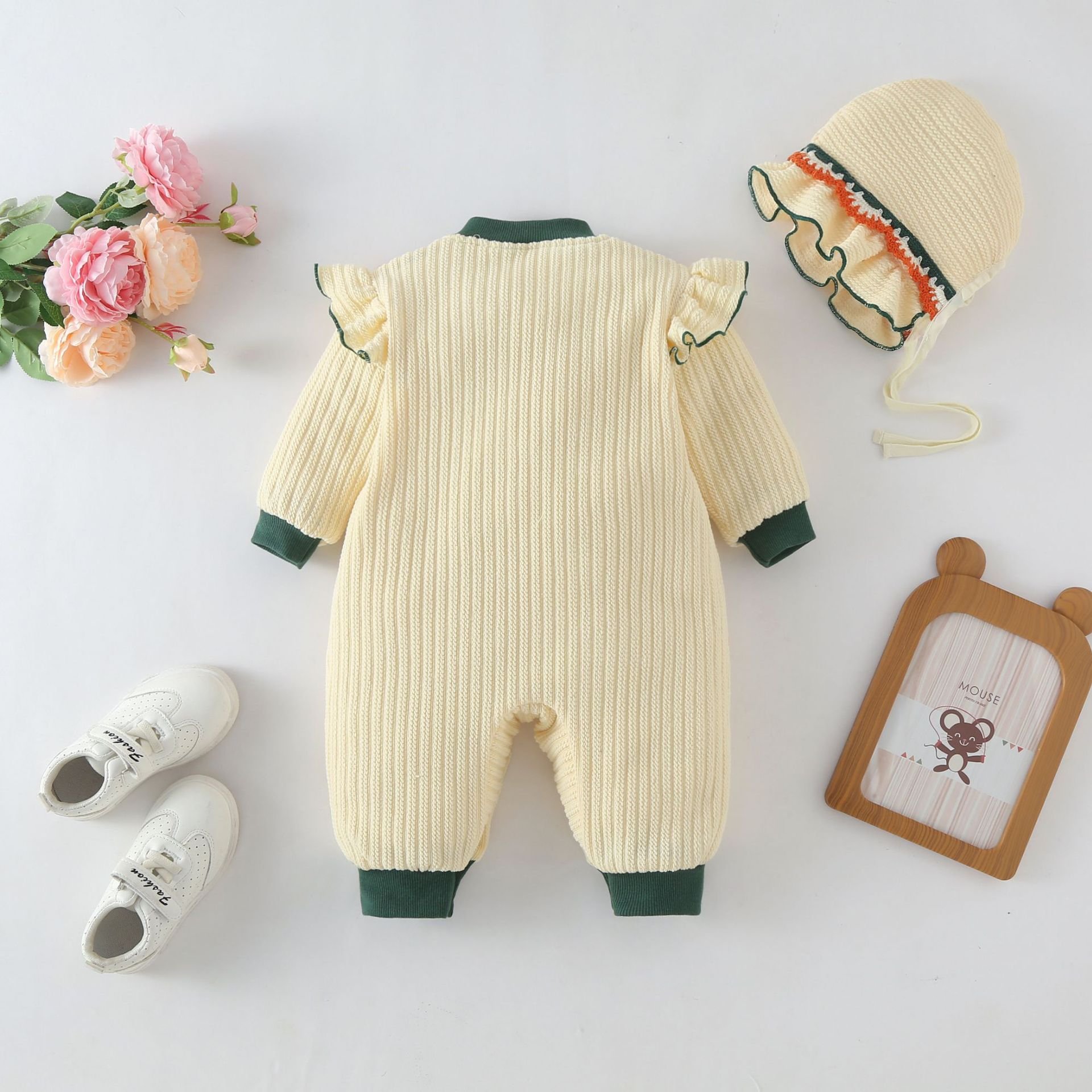 Wholesale 2024 Winter Baby Clothing Casual Style Embroidered Long Sleeve Baby Rompers