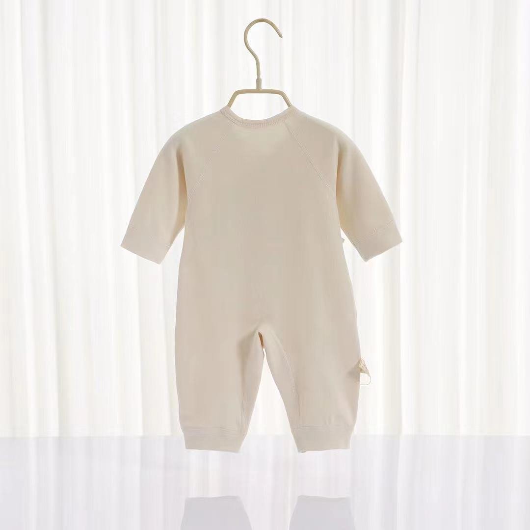 Wholesale Cotton Baby Rompers Long Sleeve Anti-Slip lamb embroideries Design Baby Jumpsuit Autumn Pajamas Footie Romper