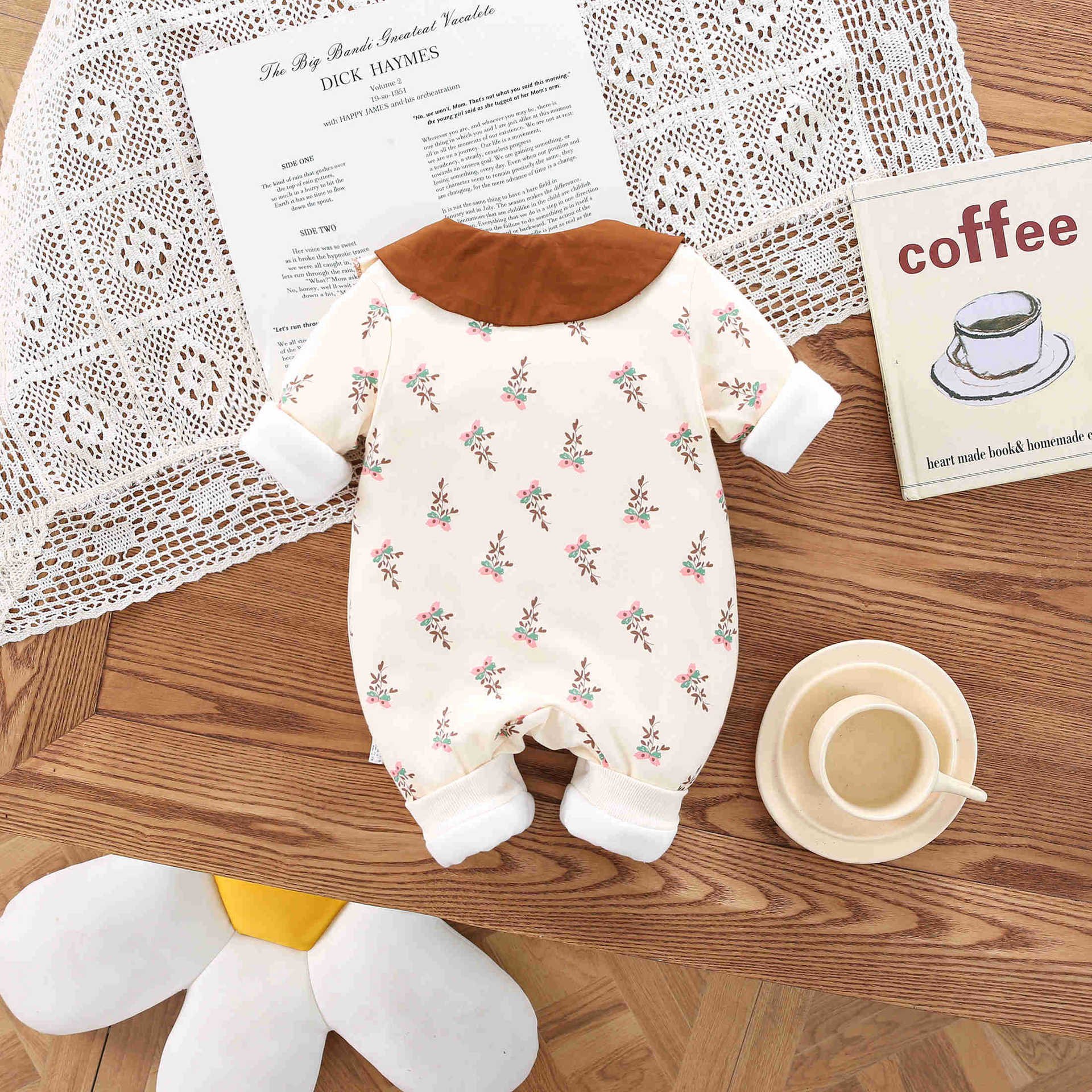Wholesale 2024 Fall Baby Clothing Cute Floral Lapel Long Sleeve Cotton Baby Rompers
