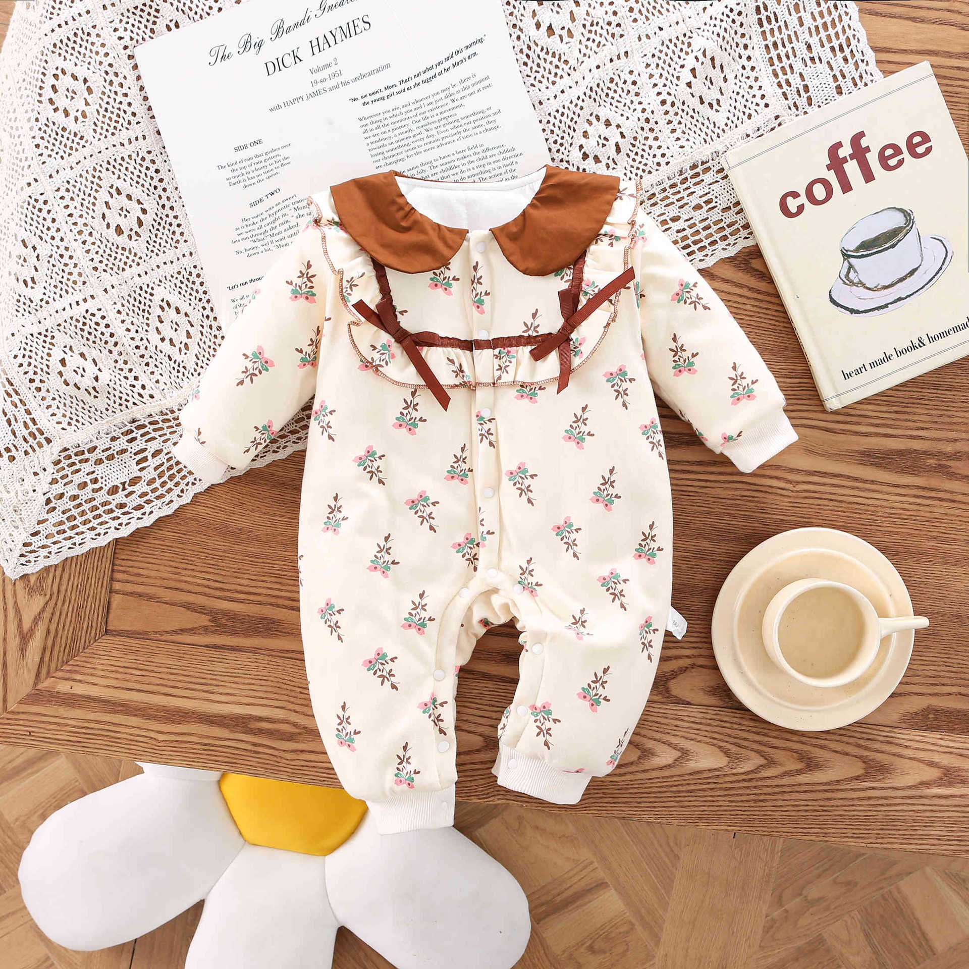 Wholesale 2024 Fall Baby Clothing Cute Floral Lapel Long Sleeve Cotton Baby Rompers