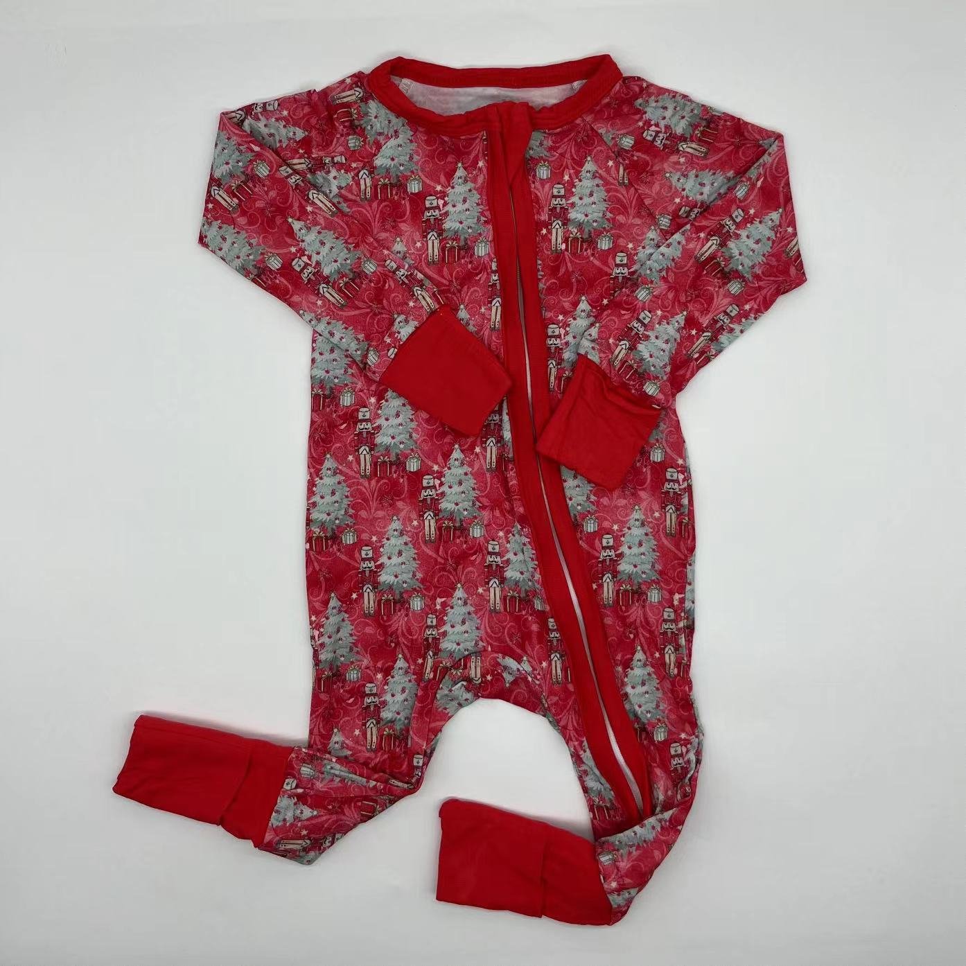 New hot sales 2024 Christmas trees printing custom bamboo spandex zippy baby pajamas