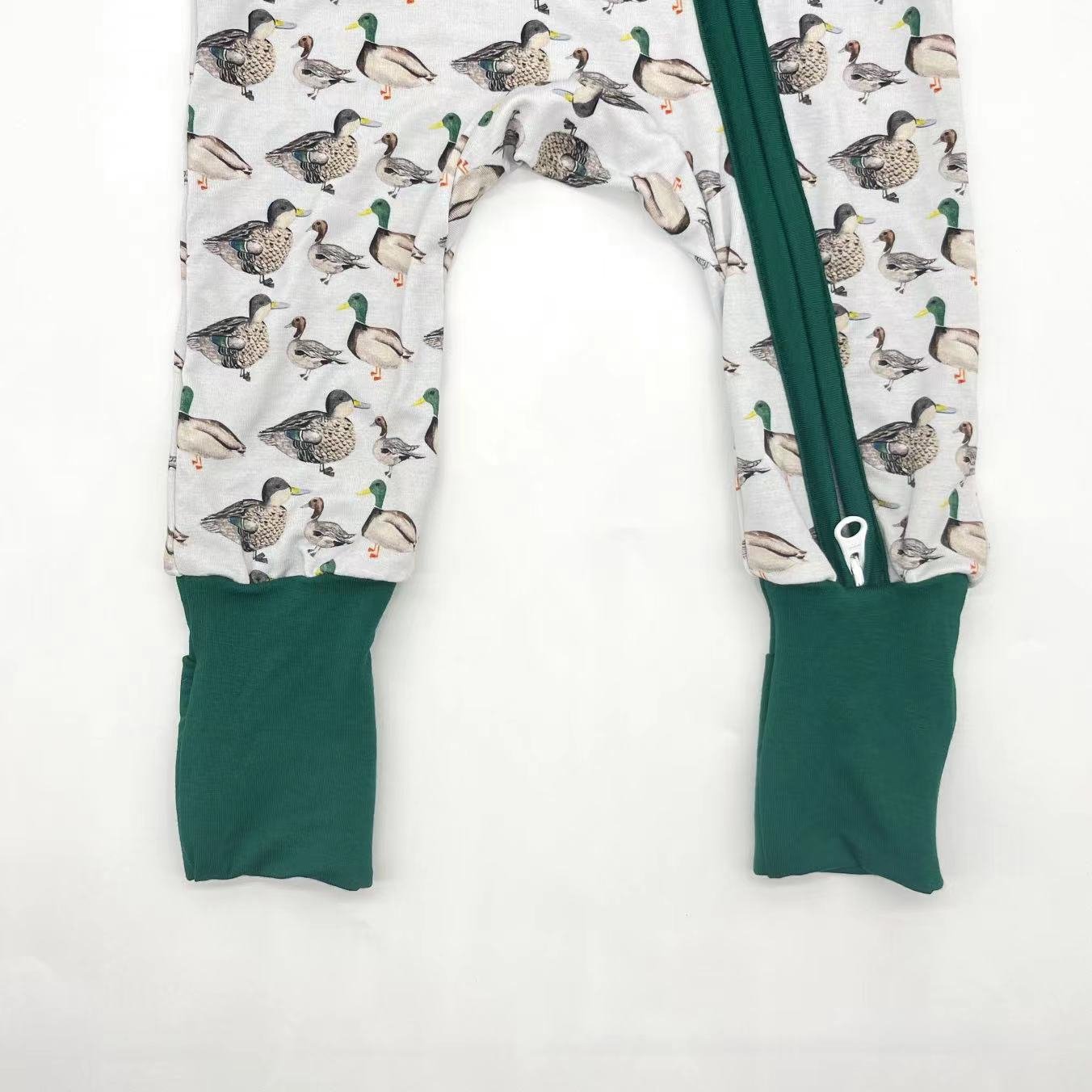 Unique design custom logo Christmas Santa Claus printing fiber bamboo unisex grip zipper infant baby rompers