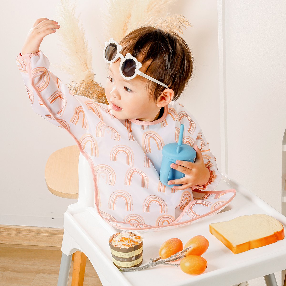 high quality Waterproof Single sided printing Feeding Sleeved Baby Bib Overclothes Velcro strap Long Sleeve Bib Babies