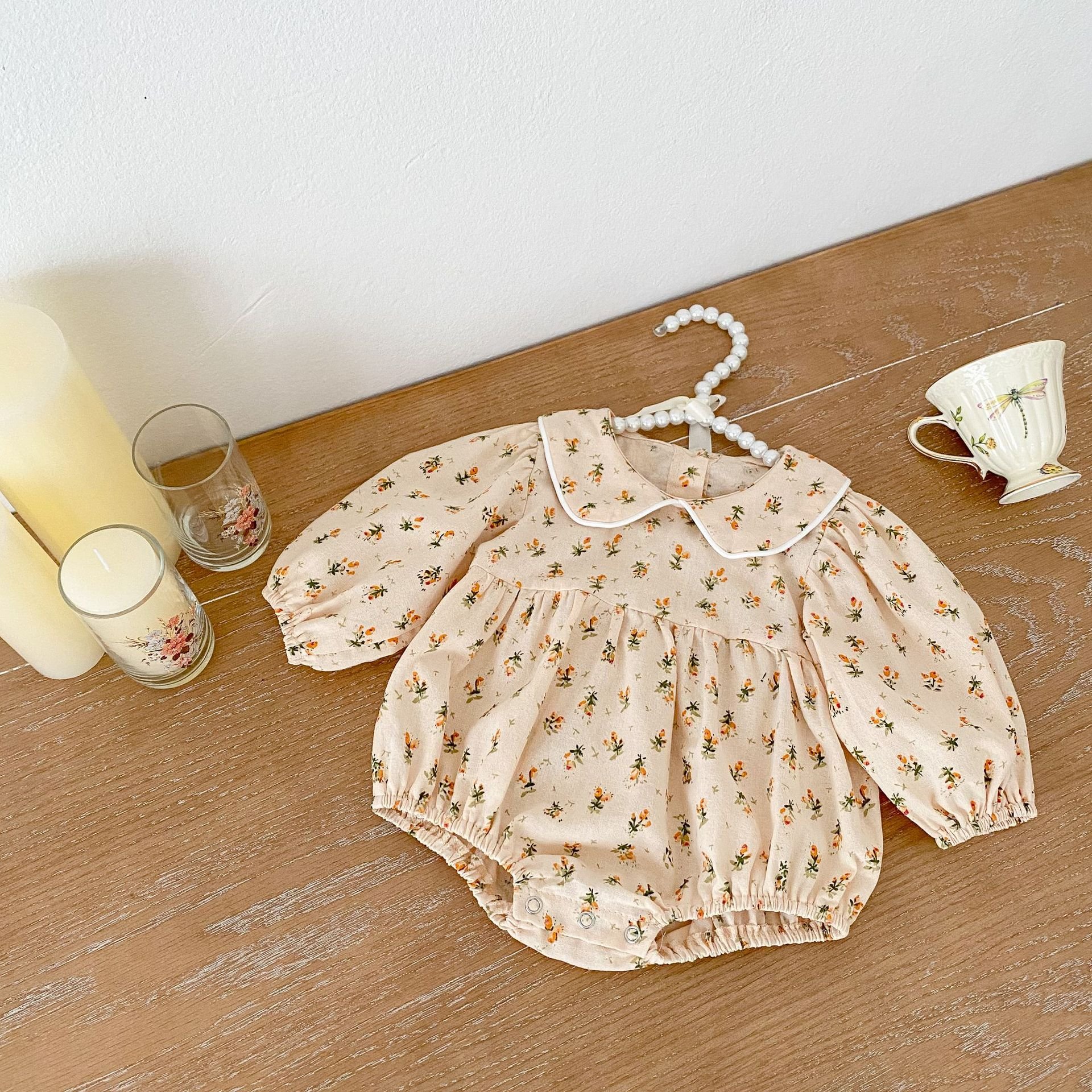 2024 autumn clothes infants and young children baby girls doll collar floral long-sleeved triangle baby romper