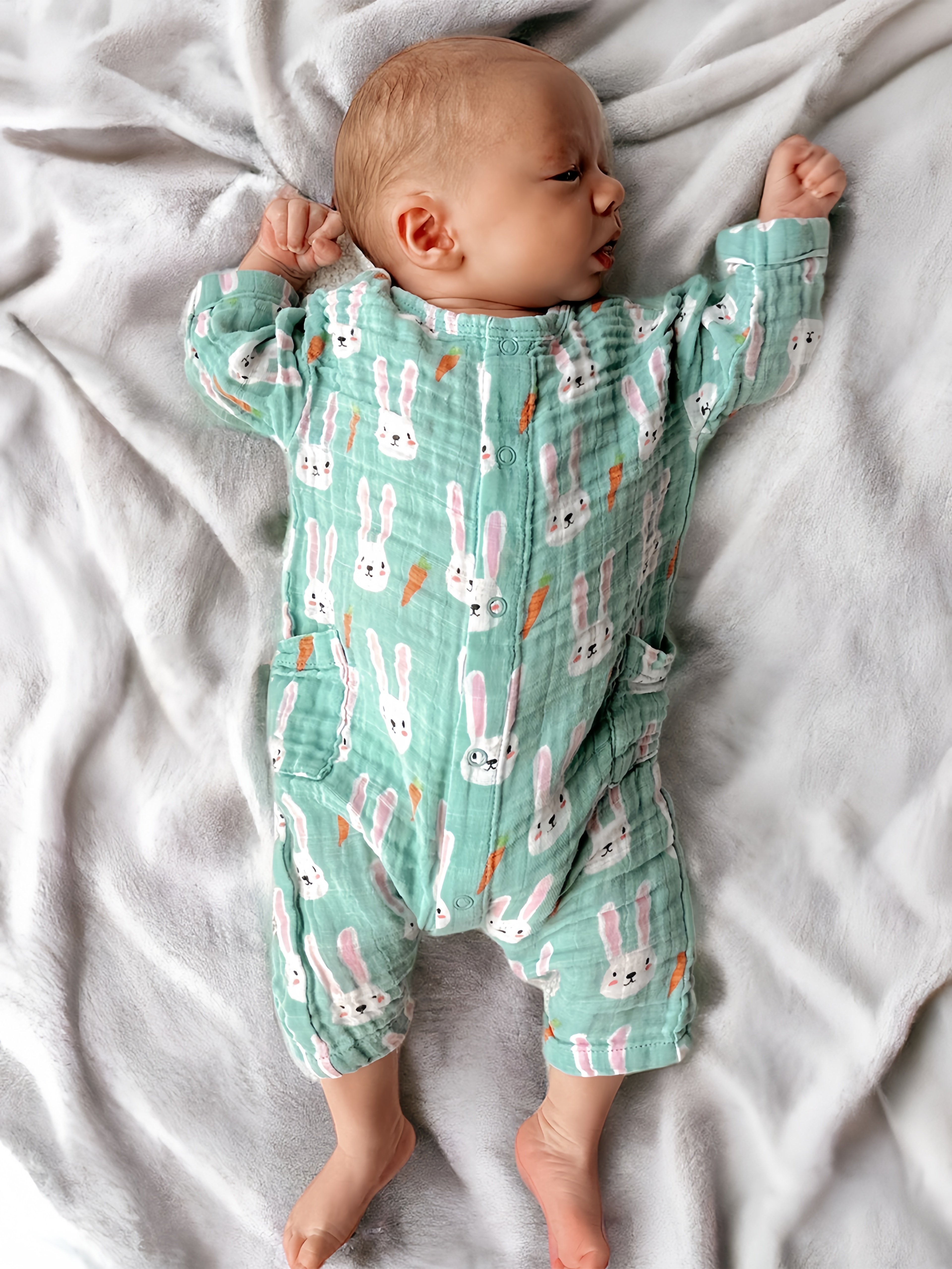 Custom Easter Organic Cotton Bubble Baby Pajamas Girl Boy Onesie Long Sleeve Rabbit Bunny Print Toddler Jumpsuit Baby Rompers