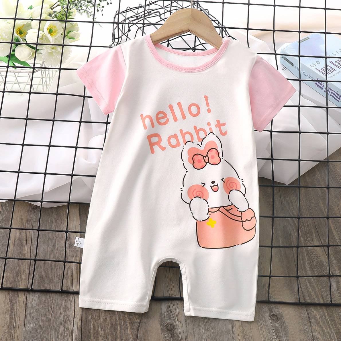 Wholesale Cartoon Pattern 100%Cotton Short Sleeve Super Cute Newborn Baby Romper Casual Knitted 100% Cotton Support Kacve Unisex