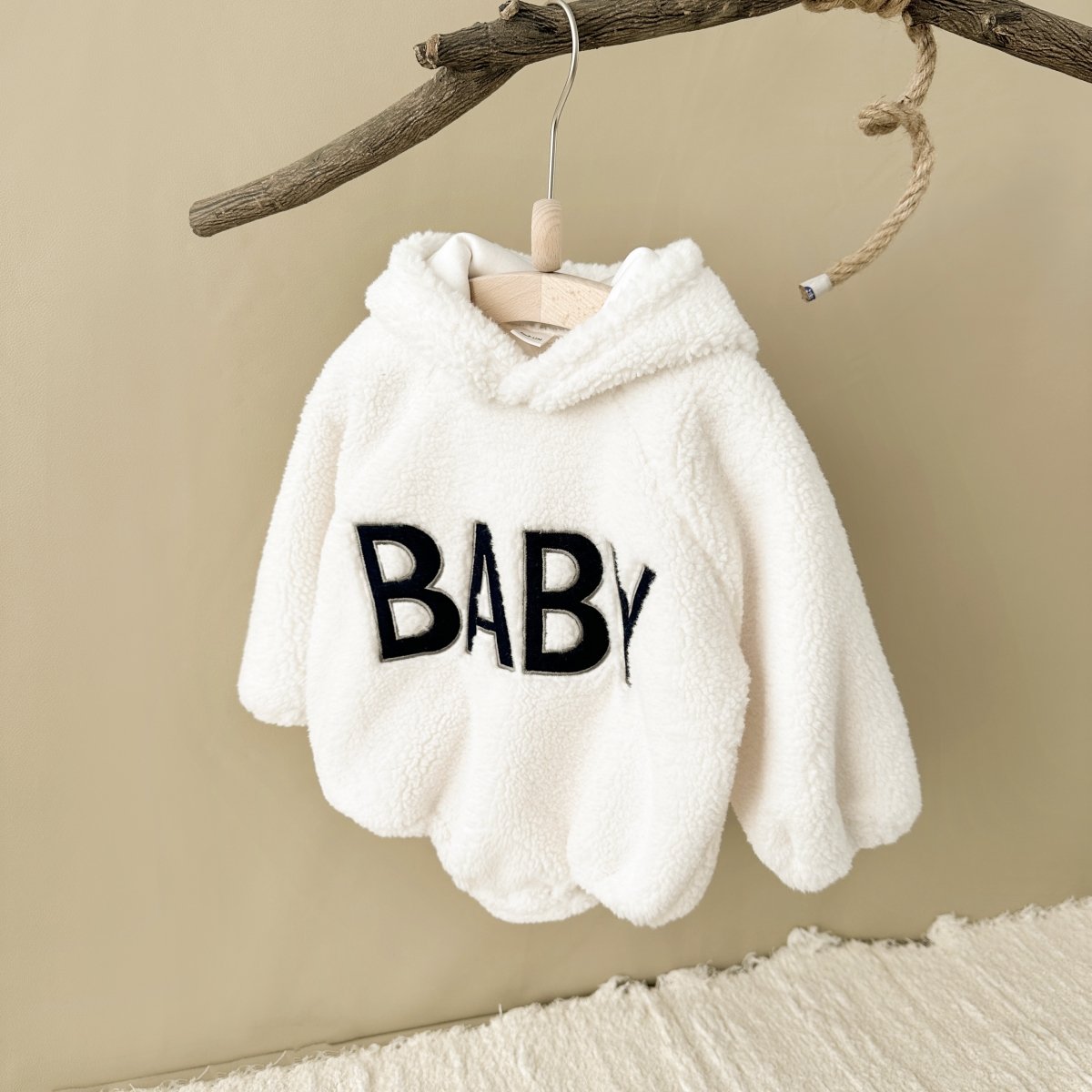 2024 Winter Baby Girls Romper Berber Fleece Letter Embroidery Warm Long Sleeve Bodysuit Infant Thick Toddler Clothes