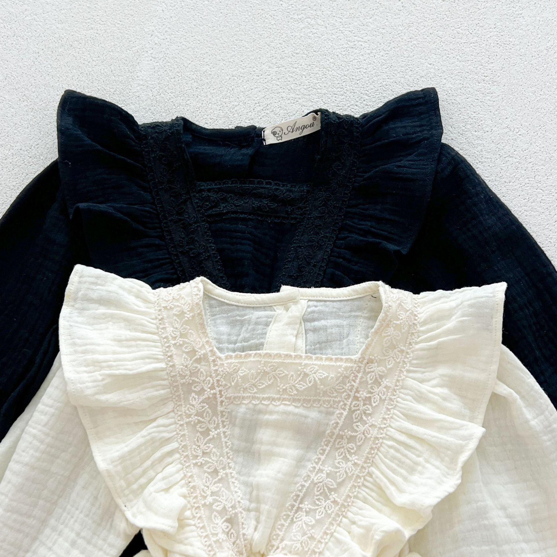 2024 autumn baby girl rompers new girls long sleeve cotton bodysuit white black baby jumpsuit