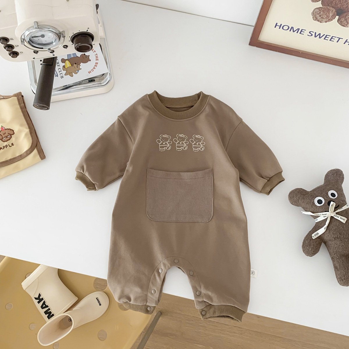 Custom Logo Pattern Wholesale Baby Cotton Sweatshirt Cute Bear Romper Long-sleeved Unisex Baby Romper Jumpsuit With Pocket