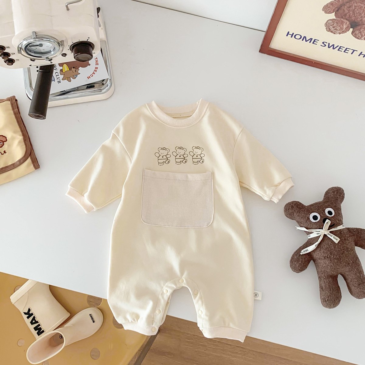 Custom Logo Pattern Wholesale Baby Cotton Sweatshirt Cute Bear Romper Long-sleeved Unisex Baby Romper Jumpsuit With Pocket