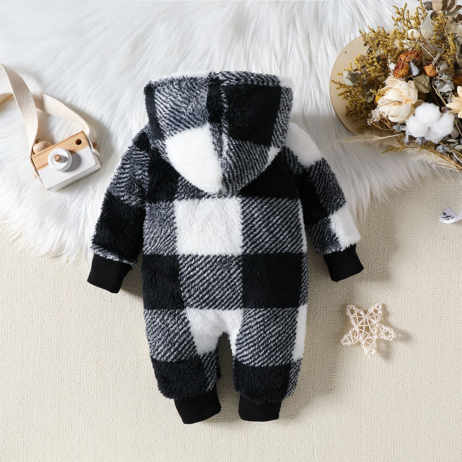 2024 Winter Hot Sales Plaid Plush Baby Crawl Suit Hooded Flannel Warm Coat and Jacket Romper Baby Unisex Zipper Jumpsuit