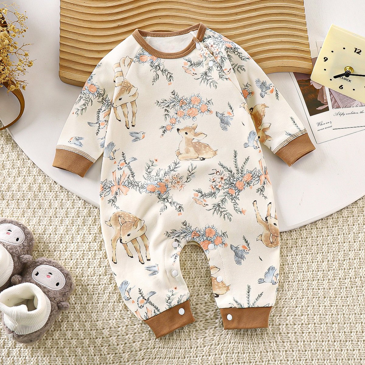 High quality 2024 wholesale OEM price cotton organic design new born baby clothes 0~ 12 months baby rompers
