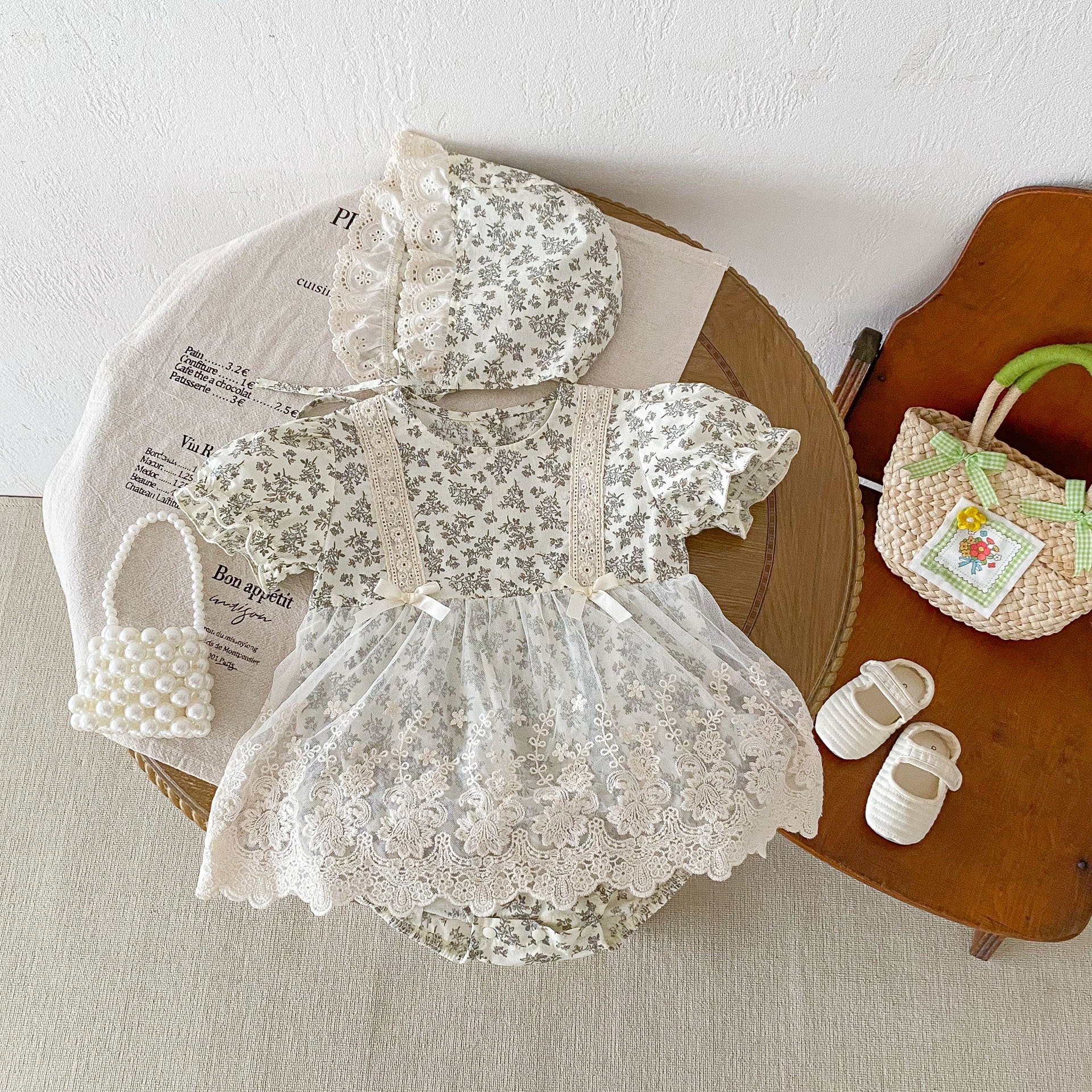 Good Quality Summer Soft Cotton Short Sleeve Lace Baby Girls Romper Clothes RoundNeck Gauze Dress Including Hats Baby Romper