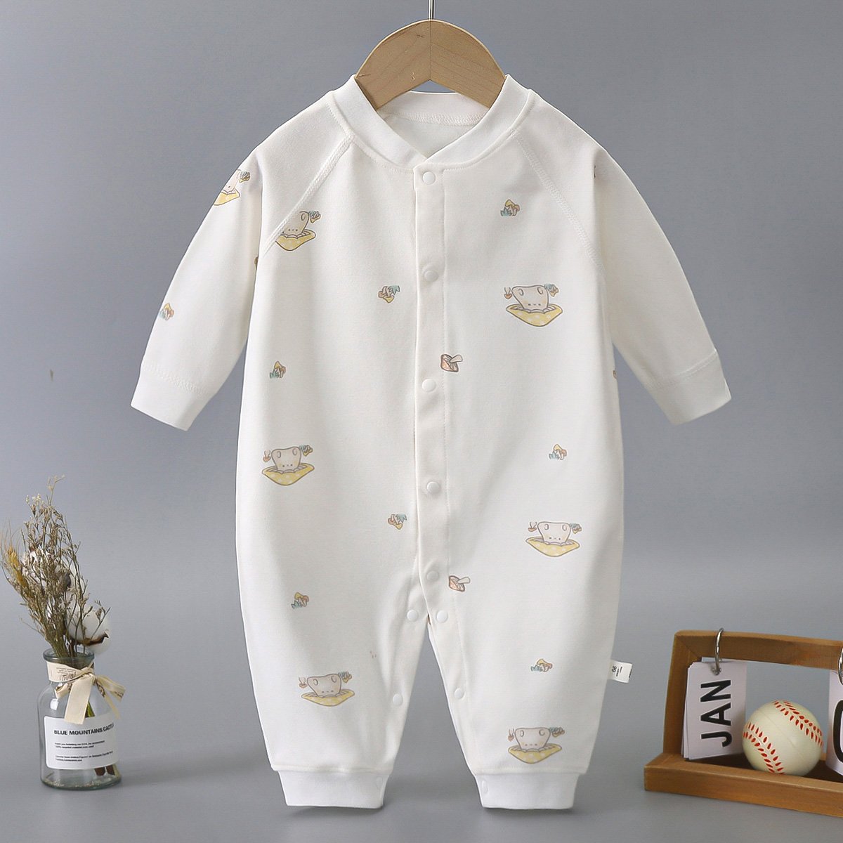High quality 2024 wholesale OEM price cotton organic design new born baby clothes 0~ 12 months baby rompers