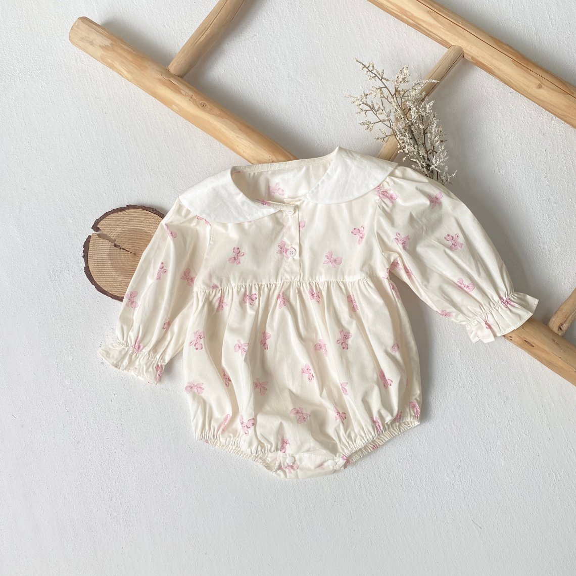 Wholesale Cotton Baby Girl Pink Bow Print Round Neck baby rompers