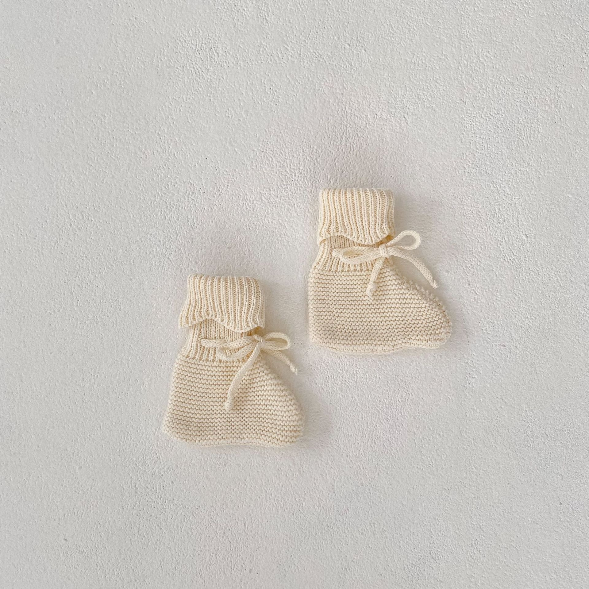 Customized 100% Organic Cotton Baby Clothing Set Romper Sweater Beanie Four Pieces