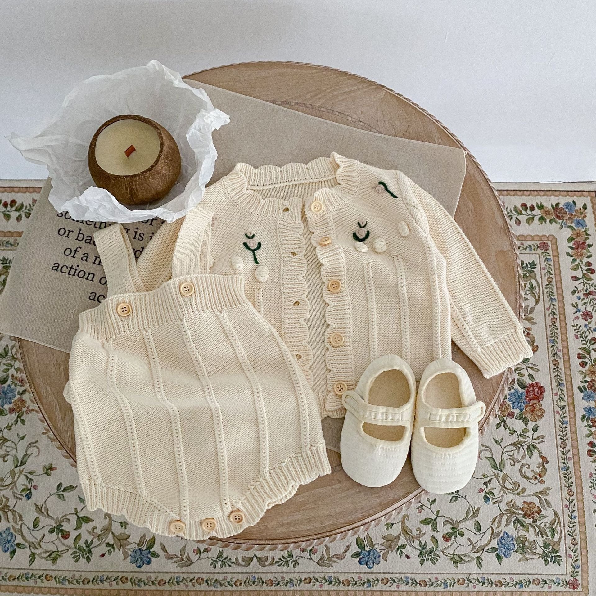 ST41 winter newborn baby girls cardigan with rompers toddler kids embroidery flower knitted clothing sets wholesale