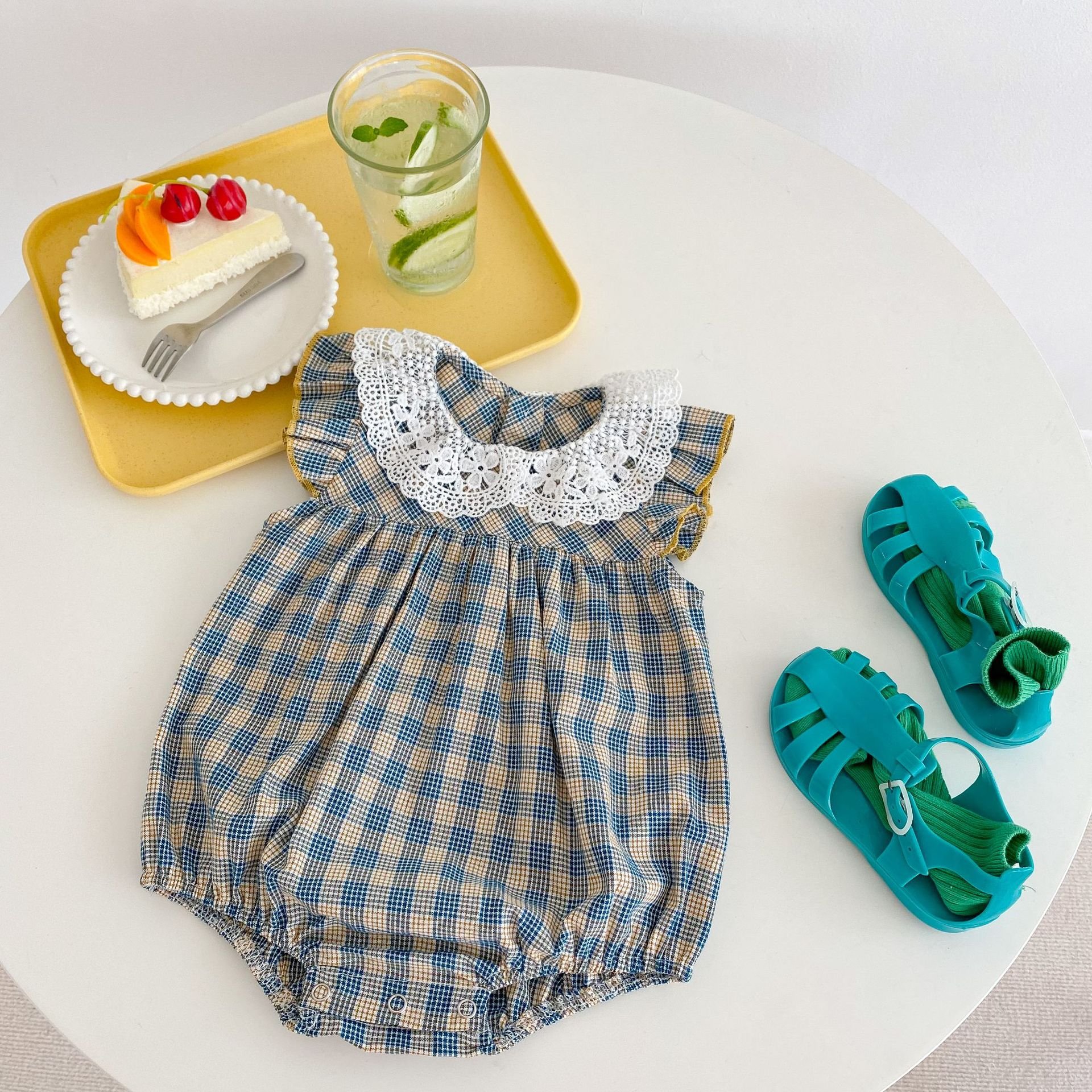 Ins Newborn Baby Girl Clothes Cotton Lace Collar Fly Sleeve Blue Yellow Plaid Print Toddler Baby Romper