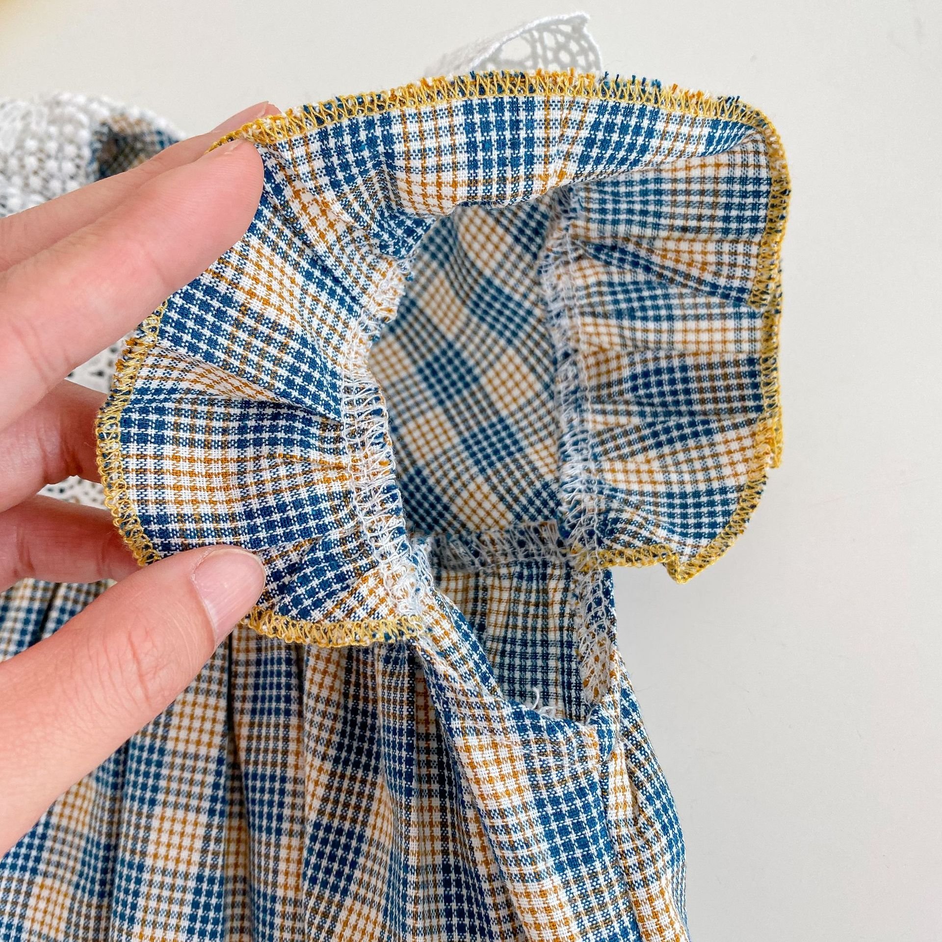 Ins Newborn Baby Girl Clothes Cotton Lace Collar Fly Sleeve Blue Yellow Plaid Print Toddler Baby Romper
