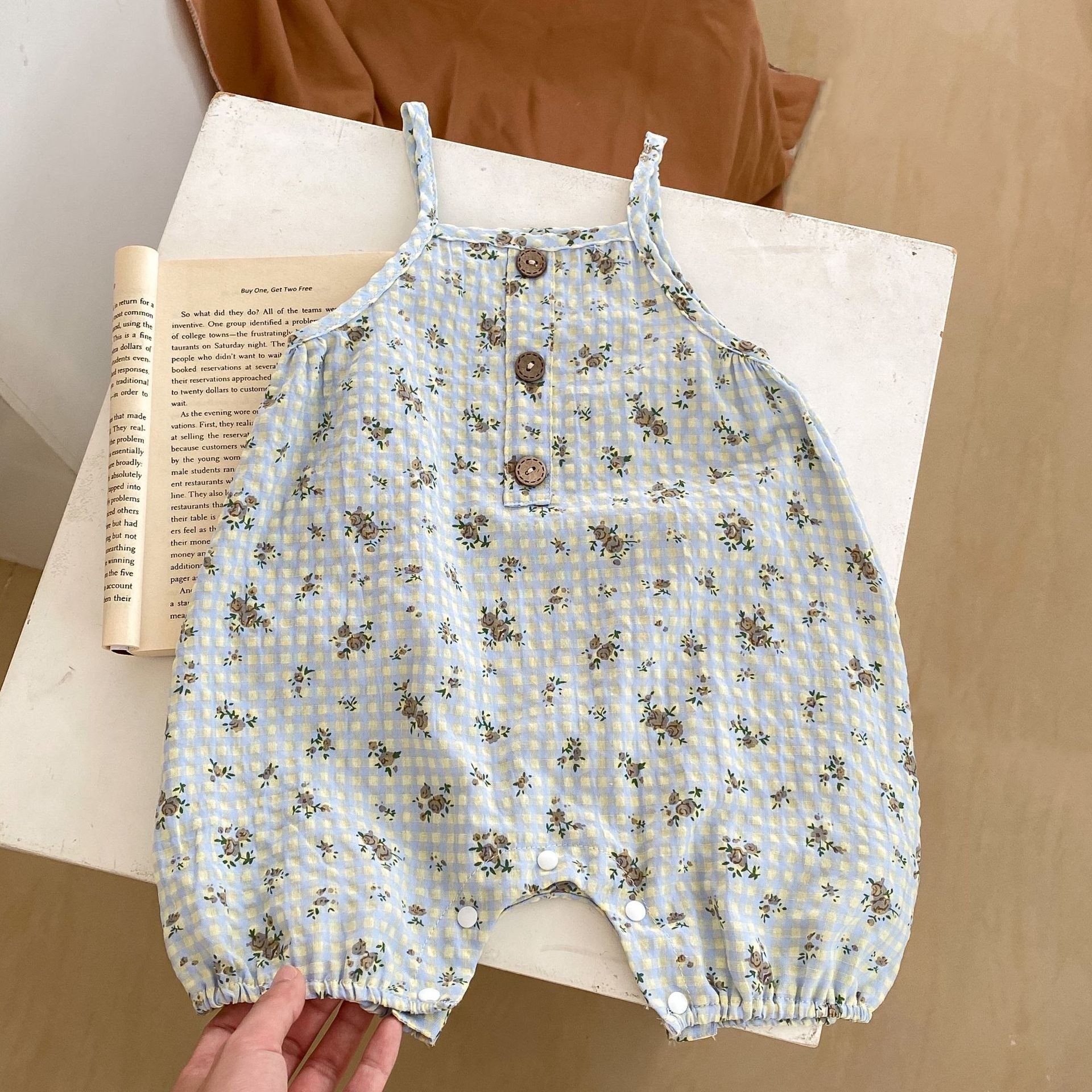 New Wholesale Check Printing Baby Rompers Pants Sleeveless Harness Baby Overalls