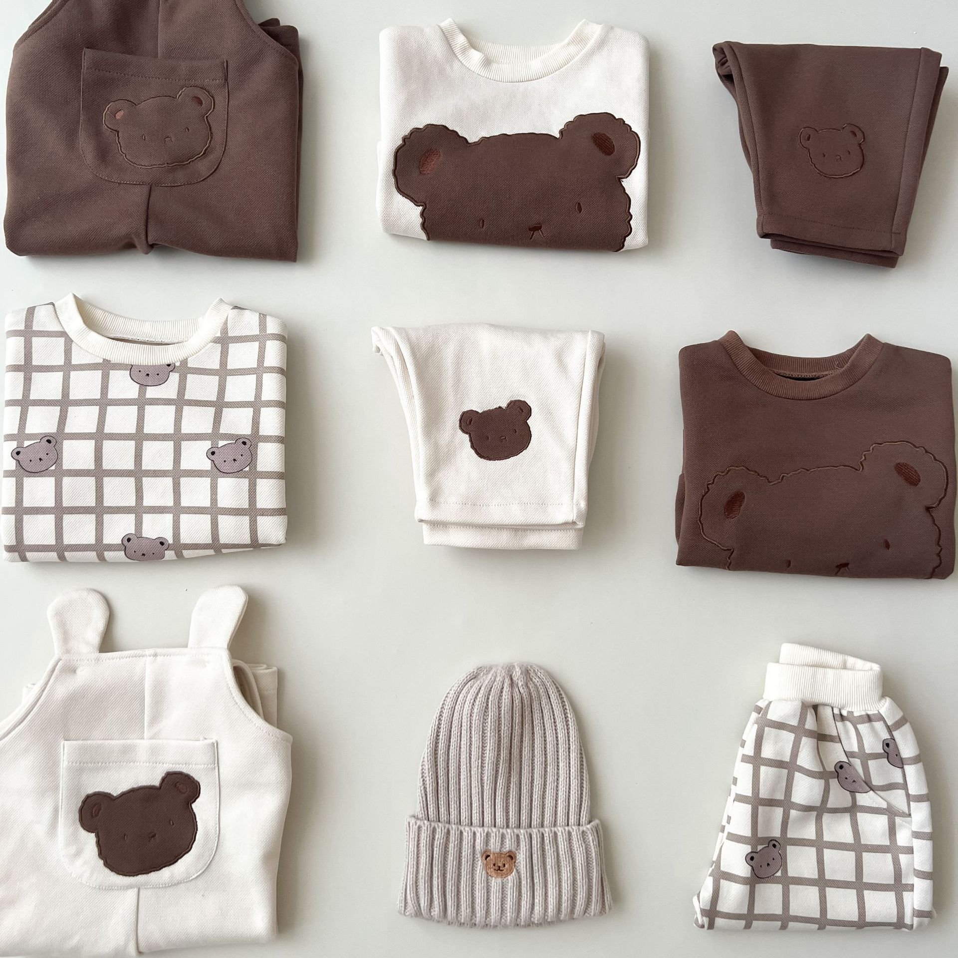 Autumn Baby and Toddler Bear Casual Suit Boys and Girls Baby Printed Strap Pants Baby Cartoon Pullover Sweater Pants