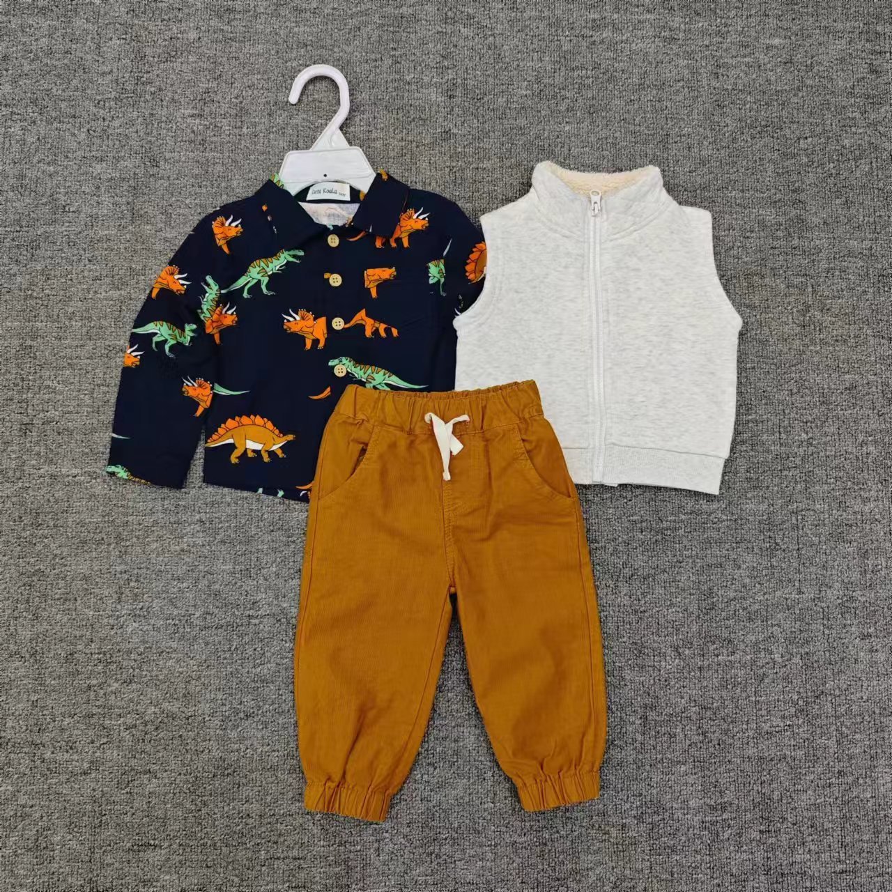 Factory Hot Selling Winter Newborn Baby 6m-3t Boys Long Sleeved Cotton Clothes 3-Piece Set Toddler Clothing Sets