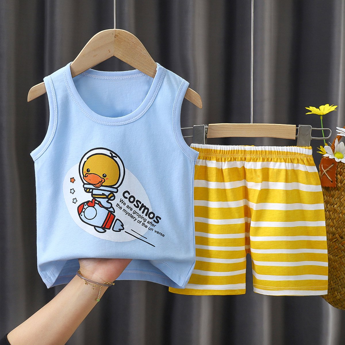 2023 Kids summer vest shorts suit Children vest suit cotton summer clothes summer girls boys two-piece clothing set
