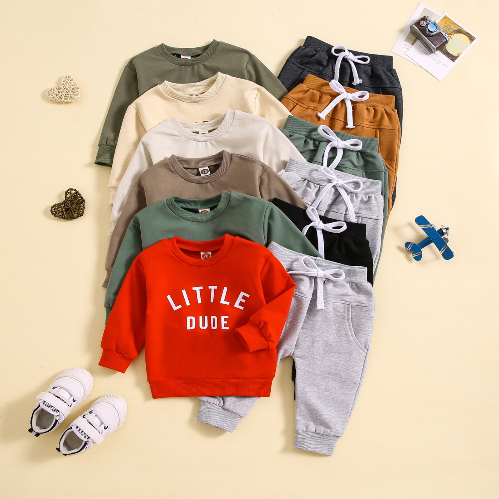 Boys' children's clothing round neck letter printed top solid color pants two-piece set multi-color version