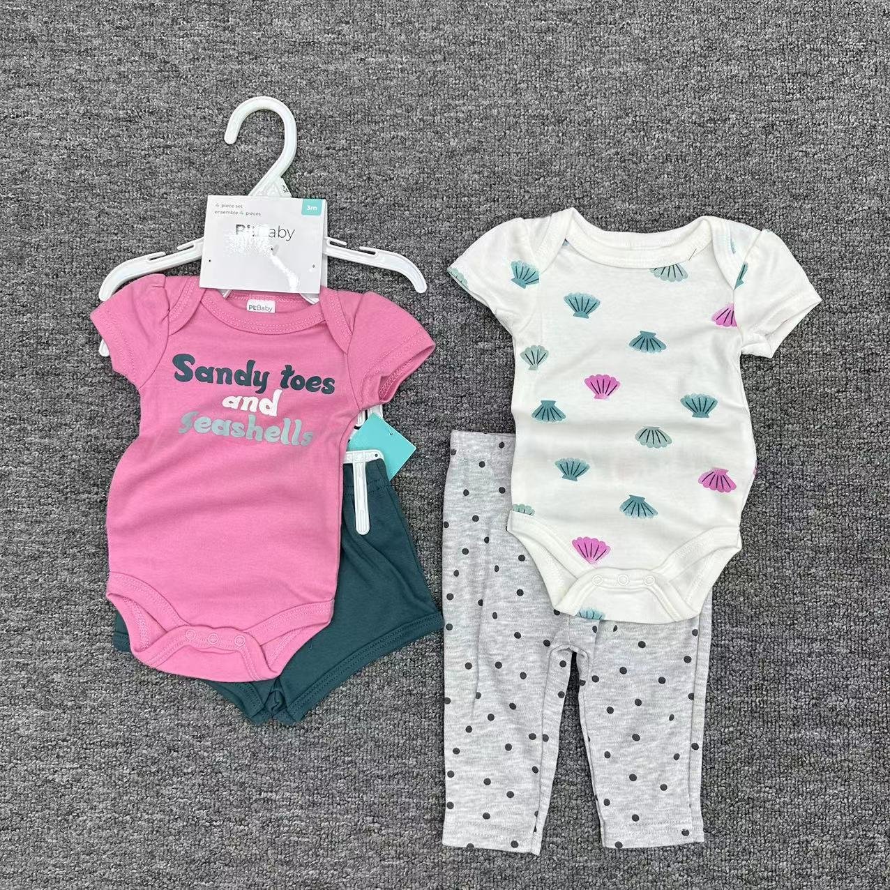 Hongbo Hot Sale new born pack of rompers 4 pieces newborn girl clothes bundles customized baby girls and boys clothing set