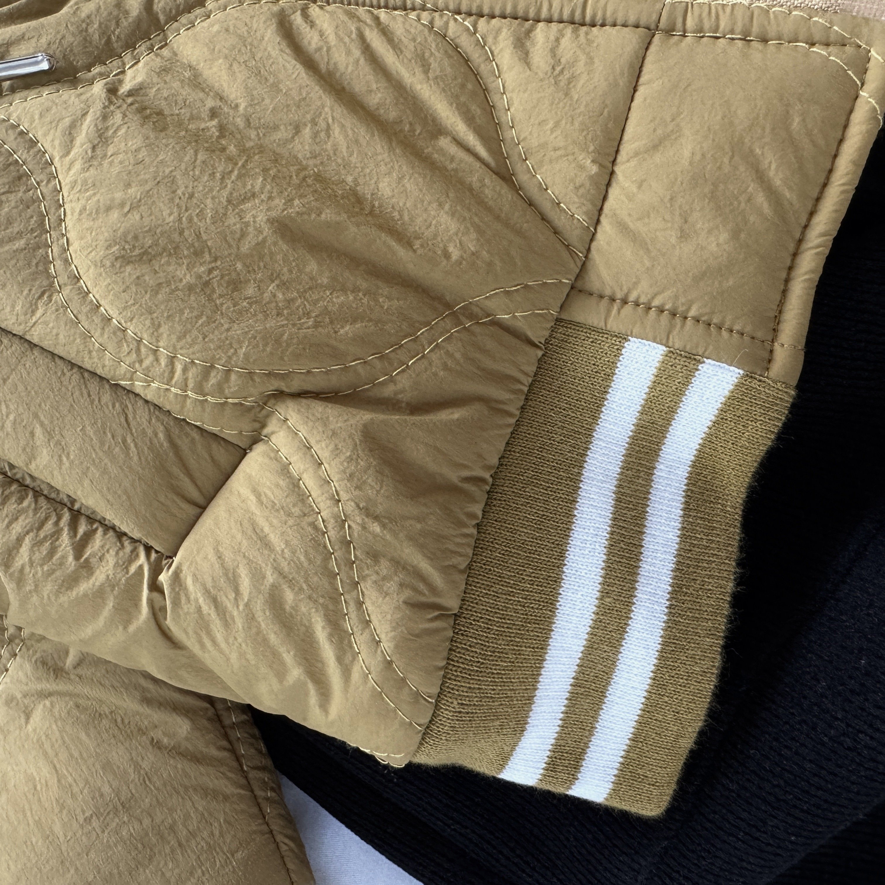 Boys' Set Autumn and Winter New Thickened Clothes Baby Fashionable Letter Hooded Coat Three Piece children clothing Set