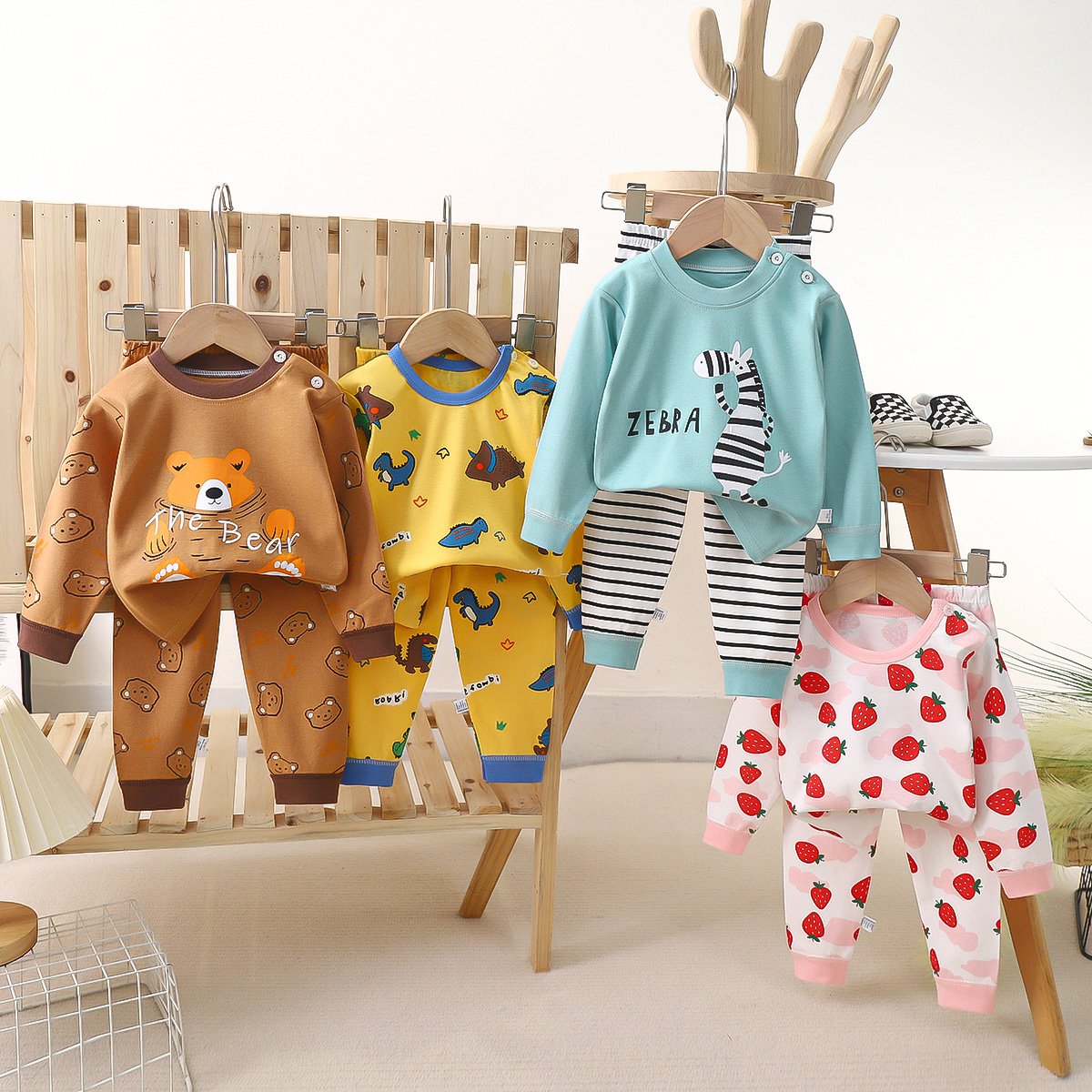 100% Cotton Kids Pyjamas Spring Winter Boy's Clothing with Cartoon and Print Patterns for Children's Sleepwear