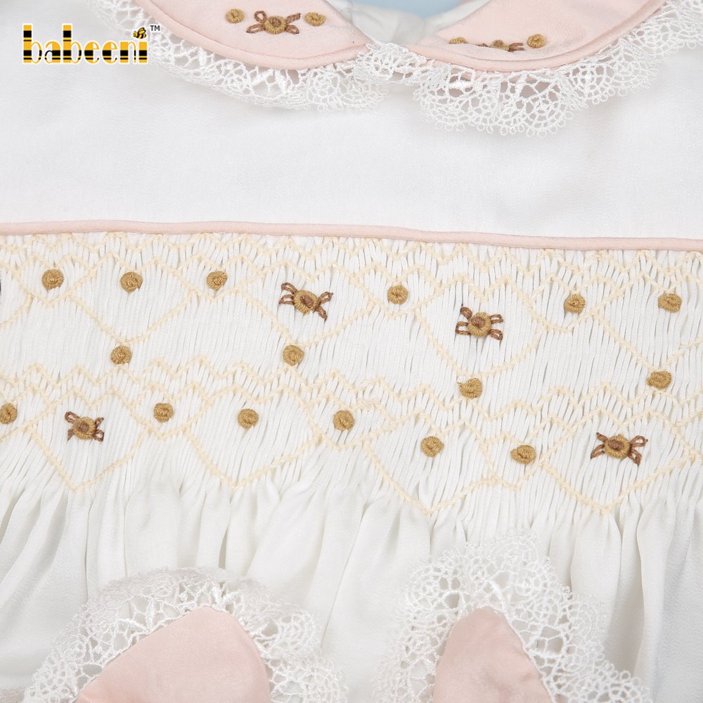 Beautiful geometric lace set for little girls OEM ODM Children clothings set hand smocked customization wholesale - DR3071
