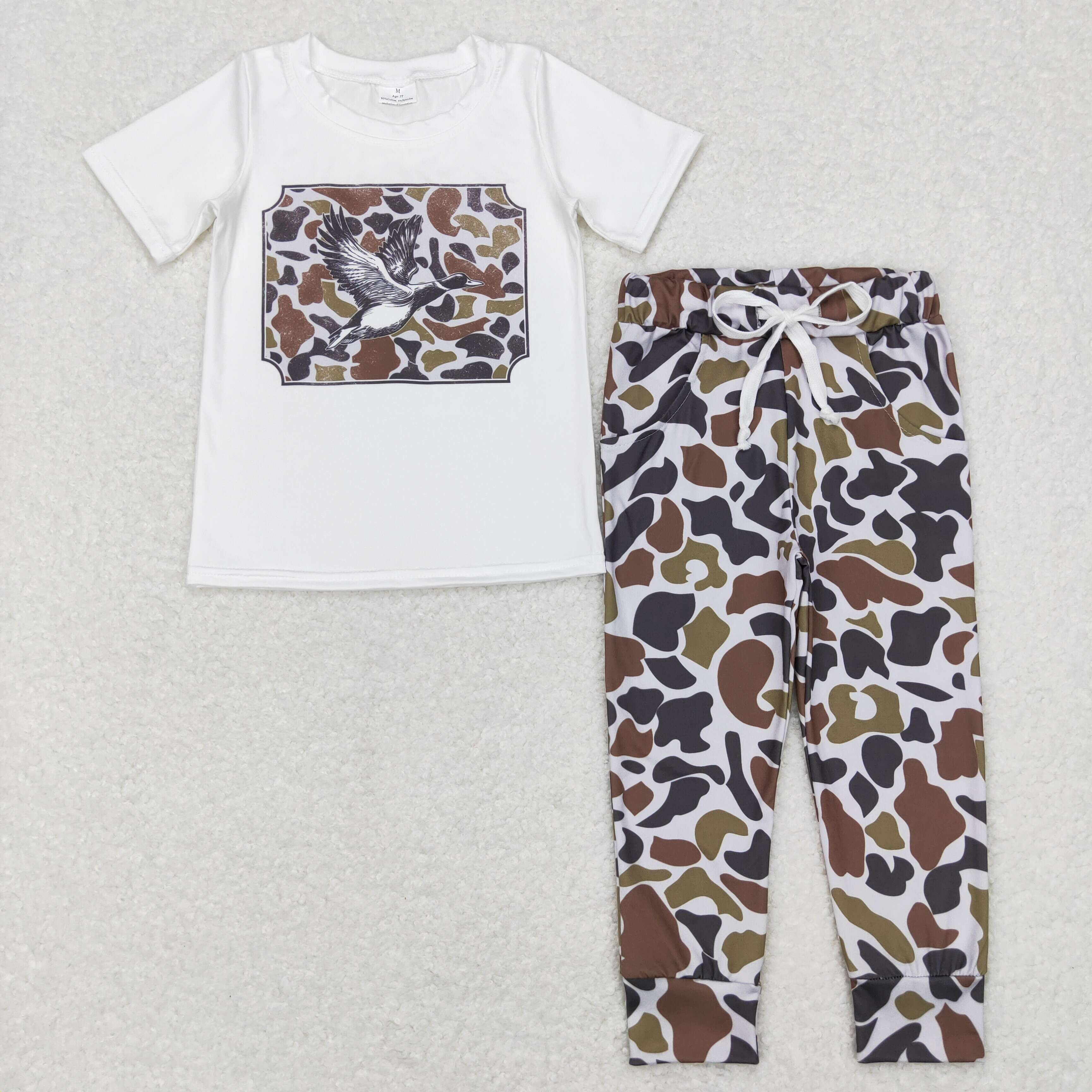 In Stock White Short-sleeved Top with Camo Style and Camo Pants Two-piece Pajamas For Kids Boys Clothing Set