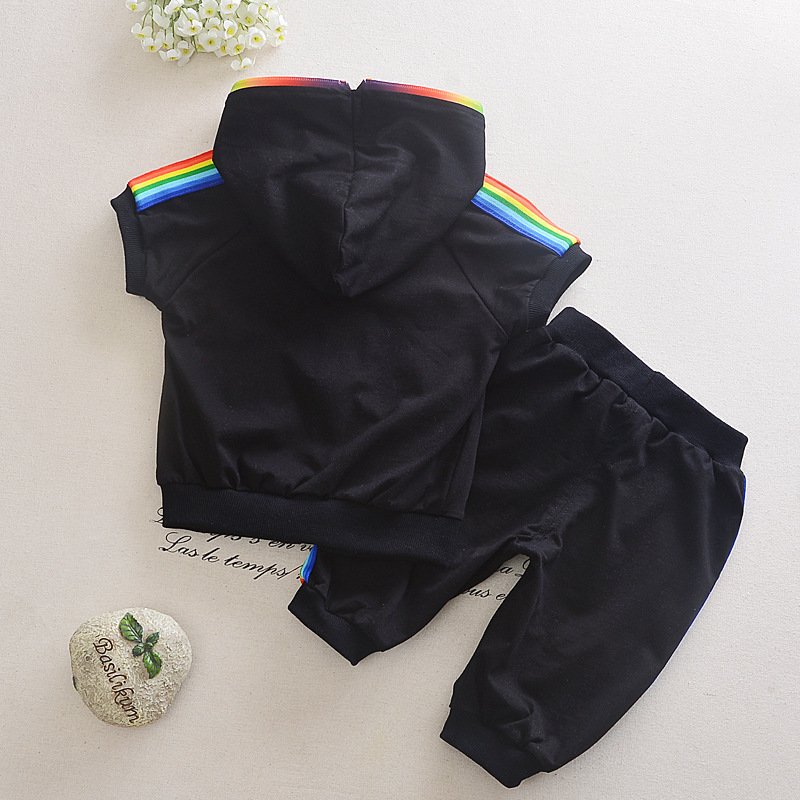 Boys and girls sports suit summer short-sleeved baby hooded zip-up shirt black and white two-piece suit