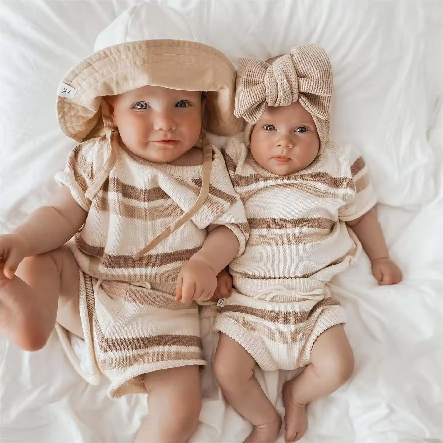 Custom knitted clothes Boys girls baby unisex T-shirt Wholesale children's casual two-piece clothing set