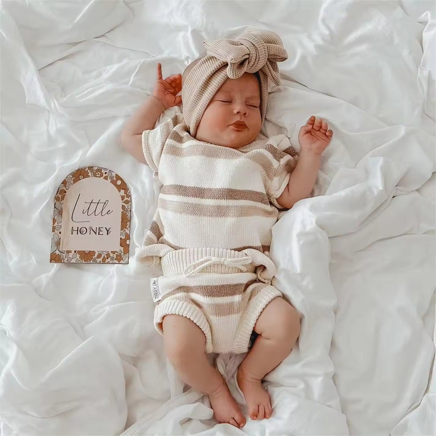 Custom knitted clothes Boys girls baby unisex T-shirt Wholesale children's casual two-piece clothing set