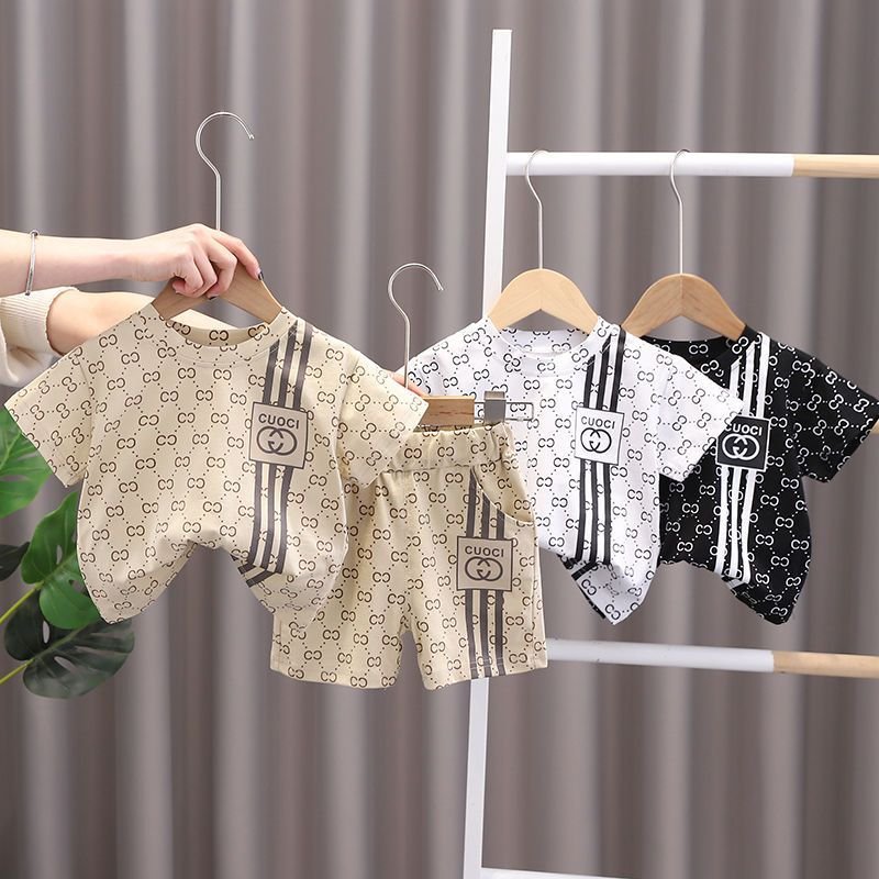 Summer boys' suit Stylish handsome children's suit Shorts Short sleeve letter-printed T-shirt 3-12 years 2pcs kids casual suit