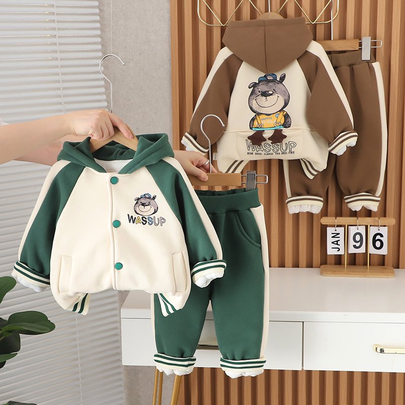 Boys fall suit Little children foreign style boys 1 to 3 years old baby autumn hooded bear baseball children clothing three set