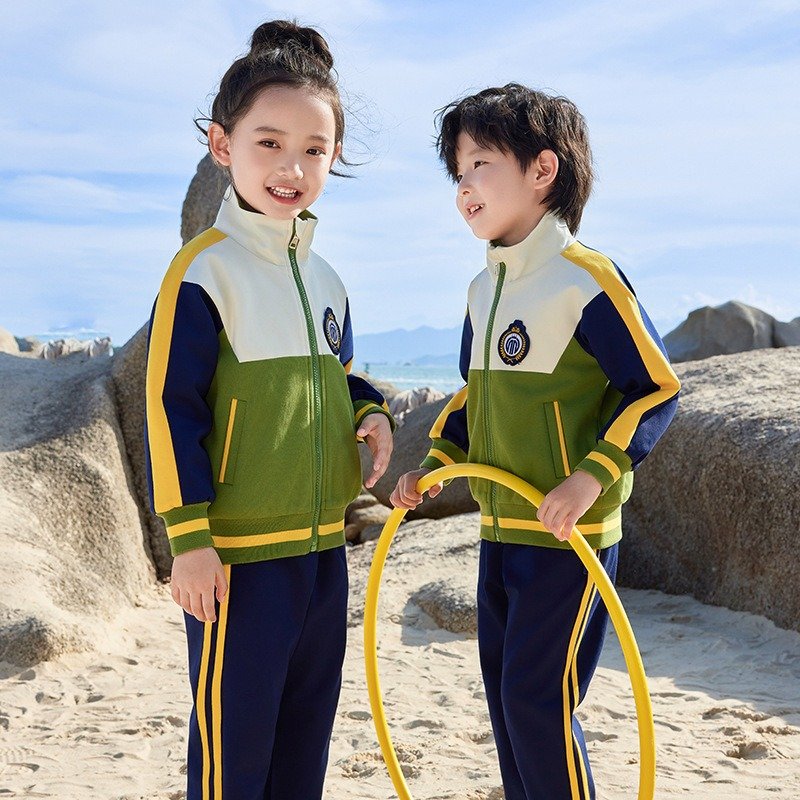 High Quality Tracksuit Kids Zip Up Winter Fleece Tracksuit With Pocket Cheap School Track Suit For Children