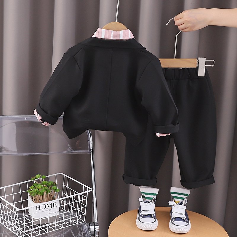2024 Autumn/Winter Boys' Clothing Set Long Sleeve Top with Striped Shirt Suit Tie Trim Three-Piece Outdoor Kids' Warm Collection
