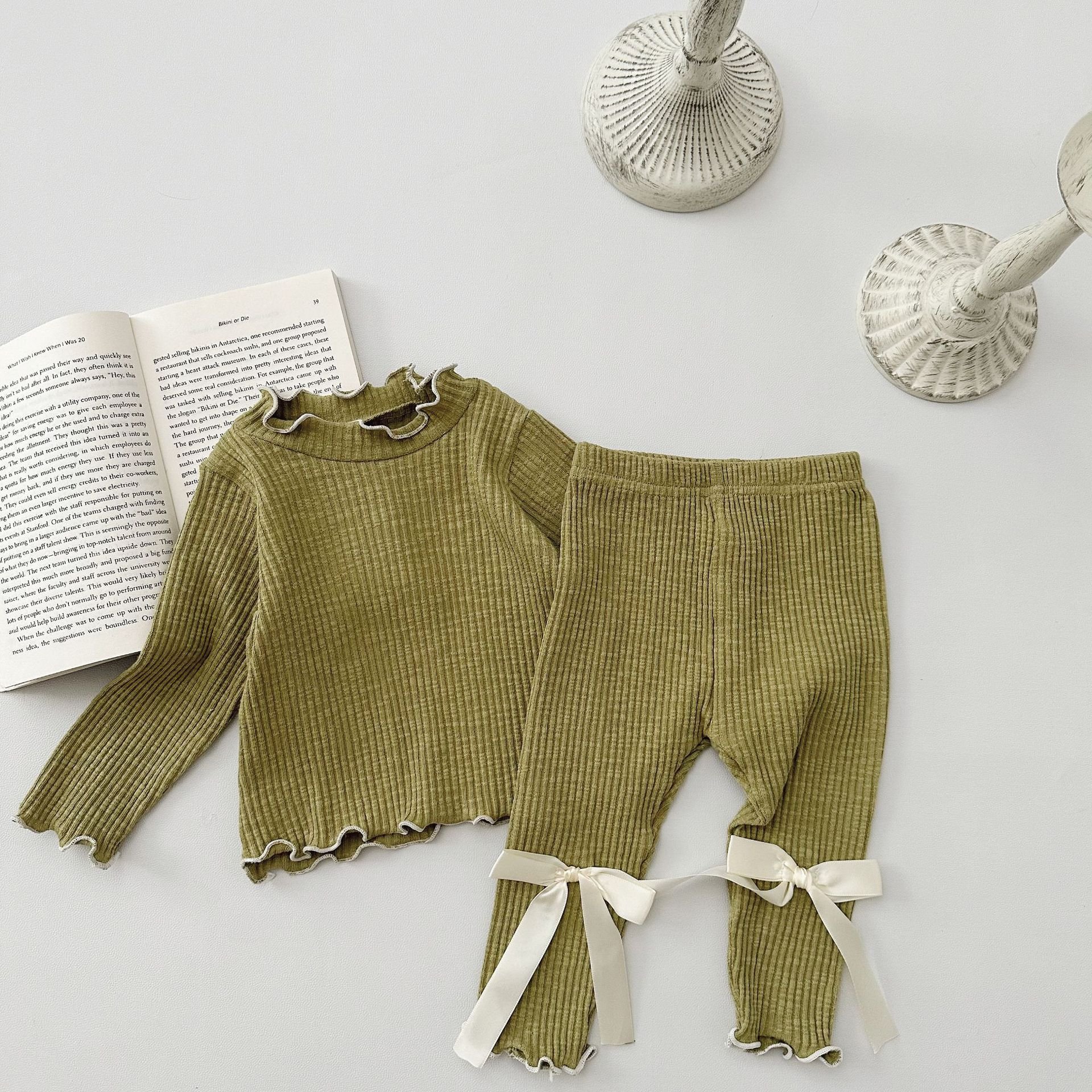 52156 Spring Infant solid color top fashion half high neck top+bow tie pants set Toddler clothing T-shirt baby 2 piece set
