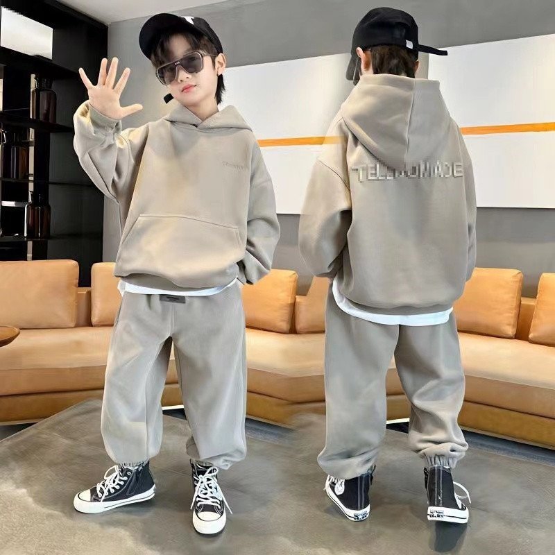 Trendy Boys Clothing Sets Long Sleeve Kids Sweatsuits Hoodies Tops pants 2 Piece Boy's Tracksuits Sets Wholesale Price