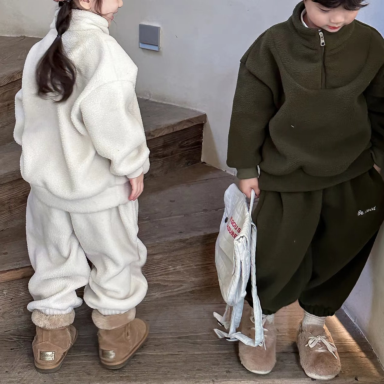 Custom Winter New Baby Long Sleeve Warm kids sweatsuit sets solid color two piece sweater pants set toddler boys clothing sets