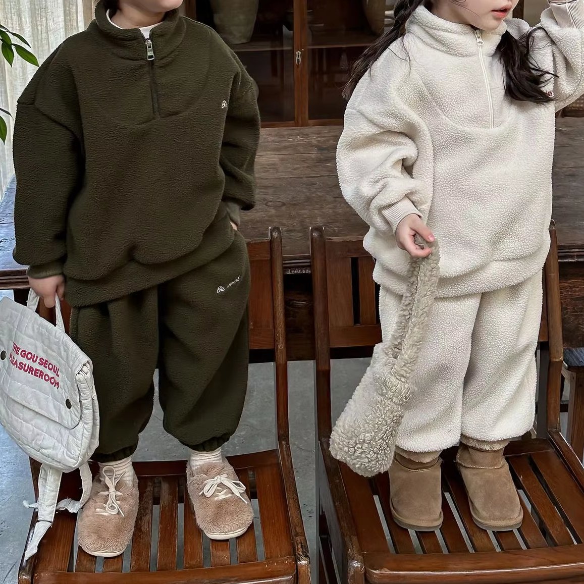 Custom Winter New Baby Long Sleeve Warm kids sweatsuit sets solid color two piece sweater pants set toddler boys clothing sets