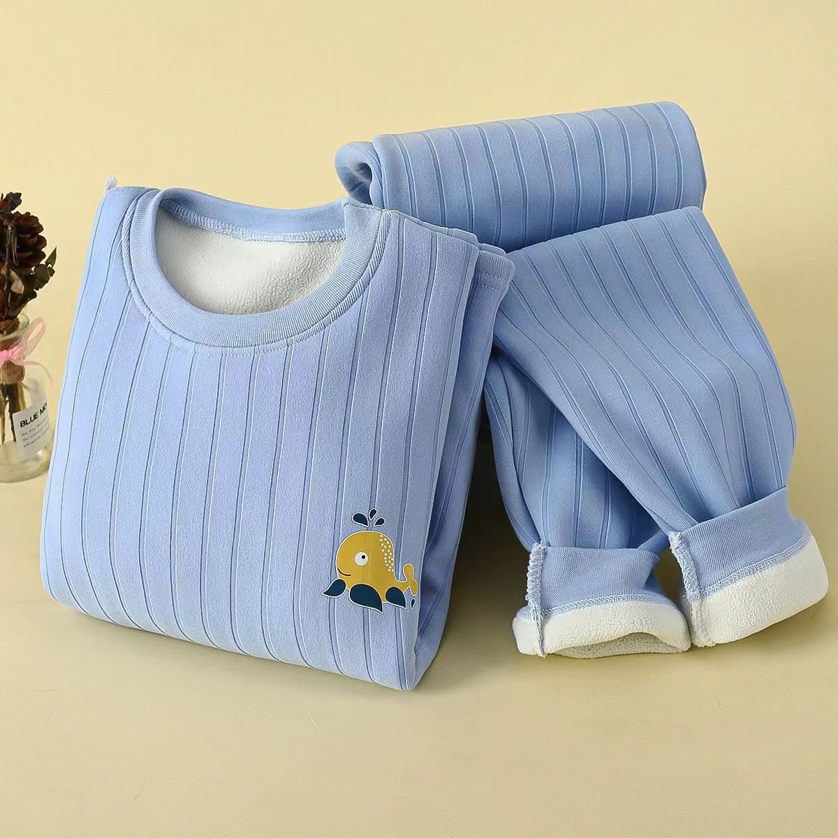 Autumn and Winter Boys Clothing Set Plus Velvet Pajamas with Shoulder Buttons Long Trousers for Children