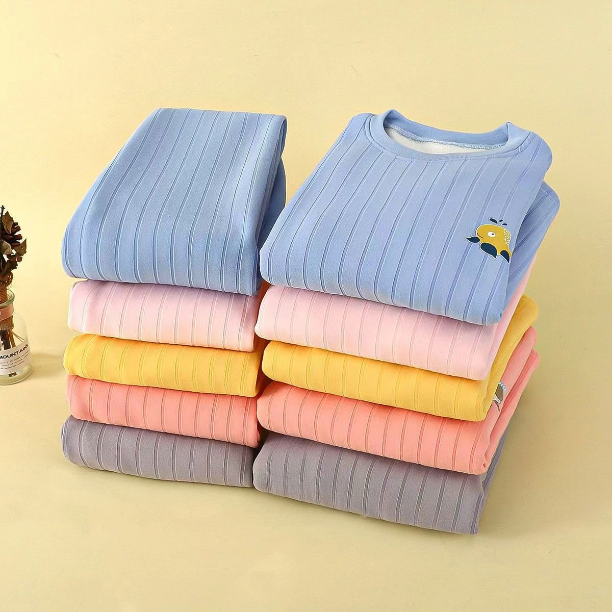 Autumn and Winter Boys Clothing Set Plus Velvet Pajamas with Shoulder Buttons Long Trousers for Children